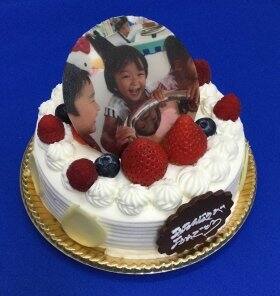 ケーキハウスフルート（宮之阪）- 豊富な種類と確かな味